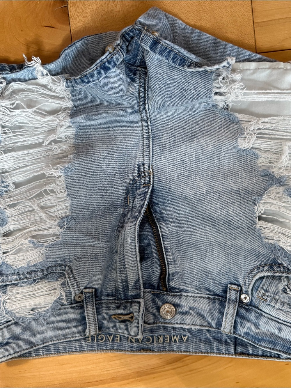 American Eagle Outfitters Light Blue Distressed Women's Jeans